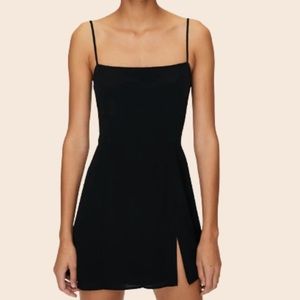 Aritzia Sunday Best Chiara Black Bodycon mini dress
Size 0
